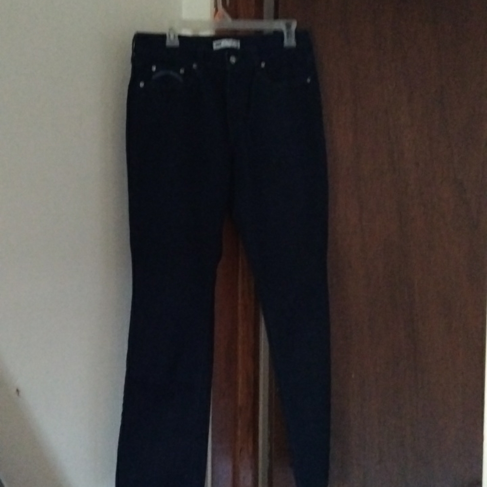 Levi's 505 straight leg. Woman's 8 M